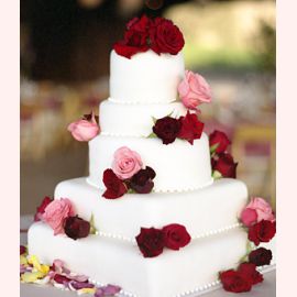 Красный свадебный торт - 78 фото